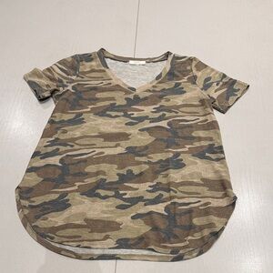 Camo Print V-Neck T-Shirt
